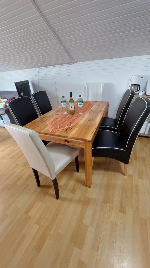 Haus Am Wasser Apartment Stadland