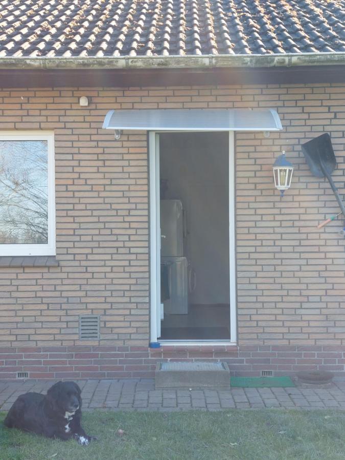 Haus Am Wasser Apartment Stadland
